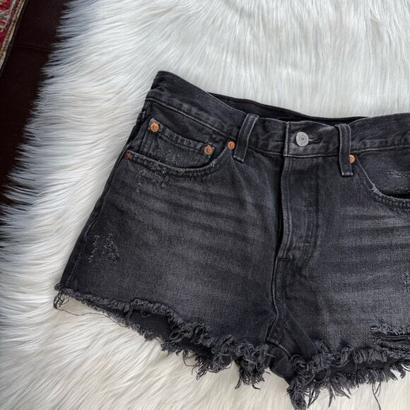 Levi’s 501 Trashed Black Denim Cut Offs - Picture 3 of 9